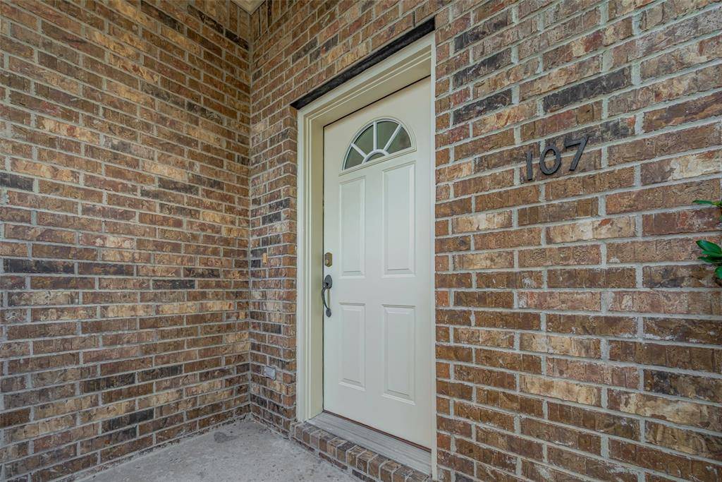 Houston, TX 77082,2865 Westhollow DR #107