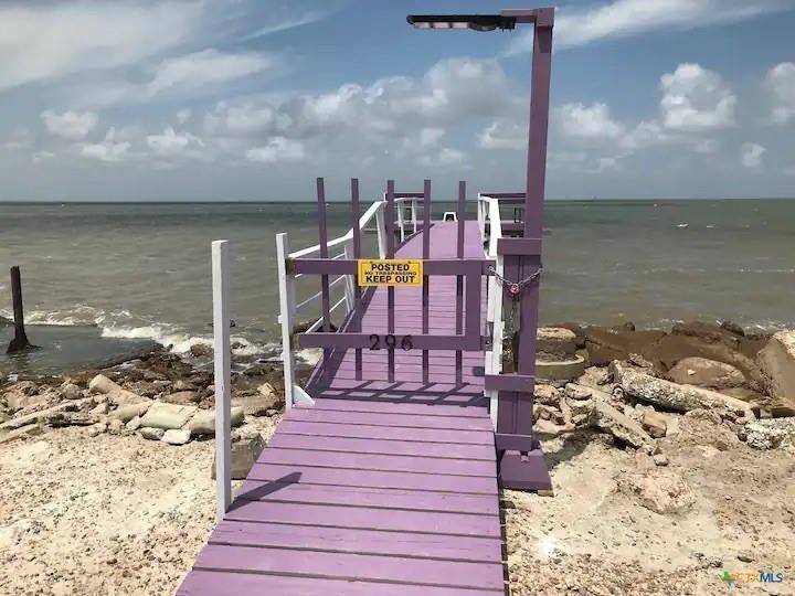 Port Lavaca, TX 77979,286 S Ocean DR