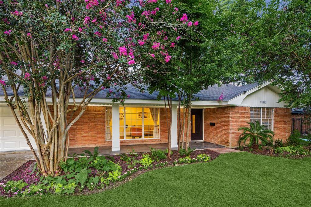 Houston, TX 77096,10707 Moonlight DR