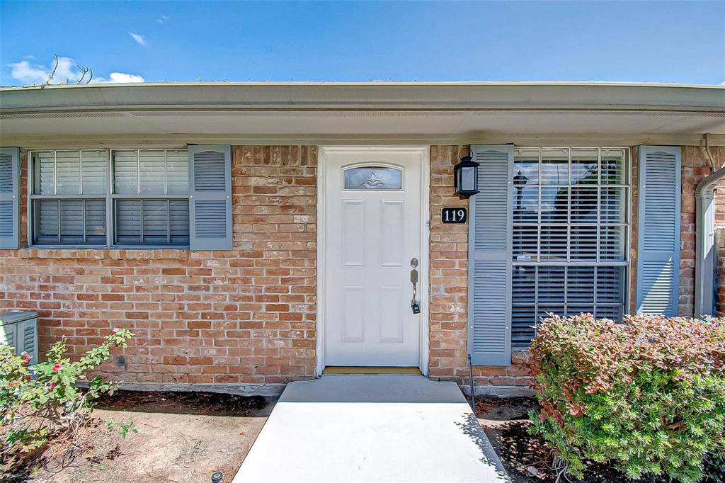 Houston, TX 77043,1104 W Tri Oaks LN #119
