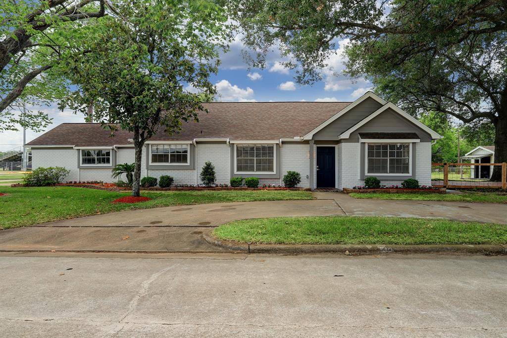 Sugar Land, TX 77498,140 7th ST