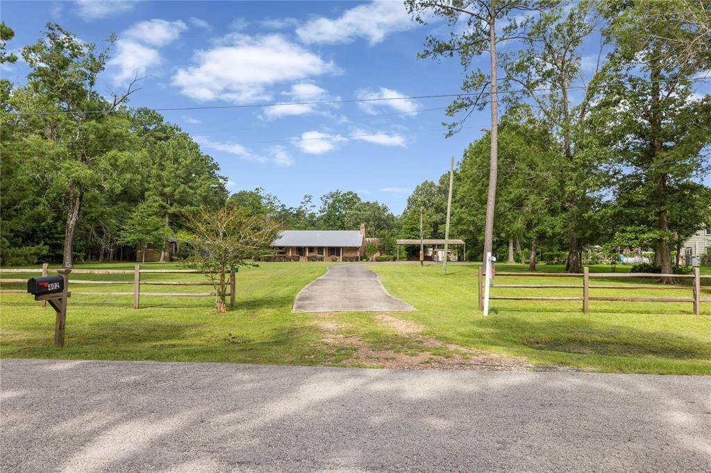 Kenefick, TX 77535,402 County Road 6401