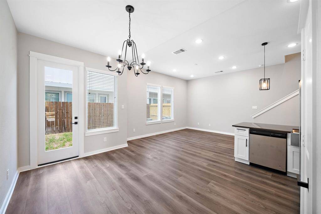 Houston, TX 77022,8474 Berry Green LN