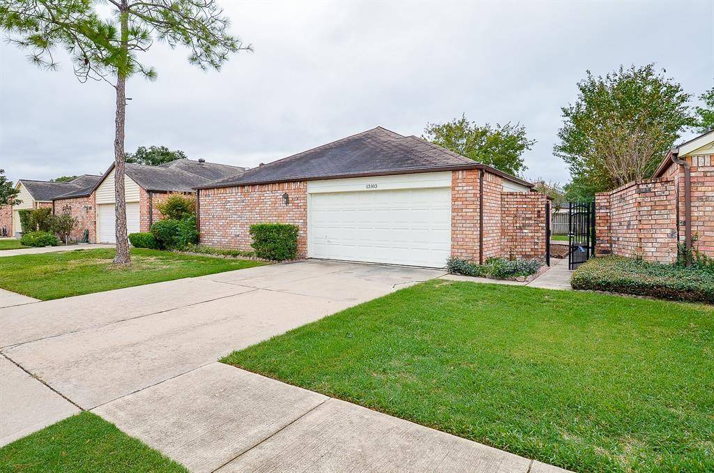 Sugar Land, TX 77478,13103 Worthington ST