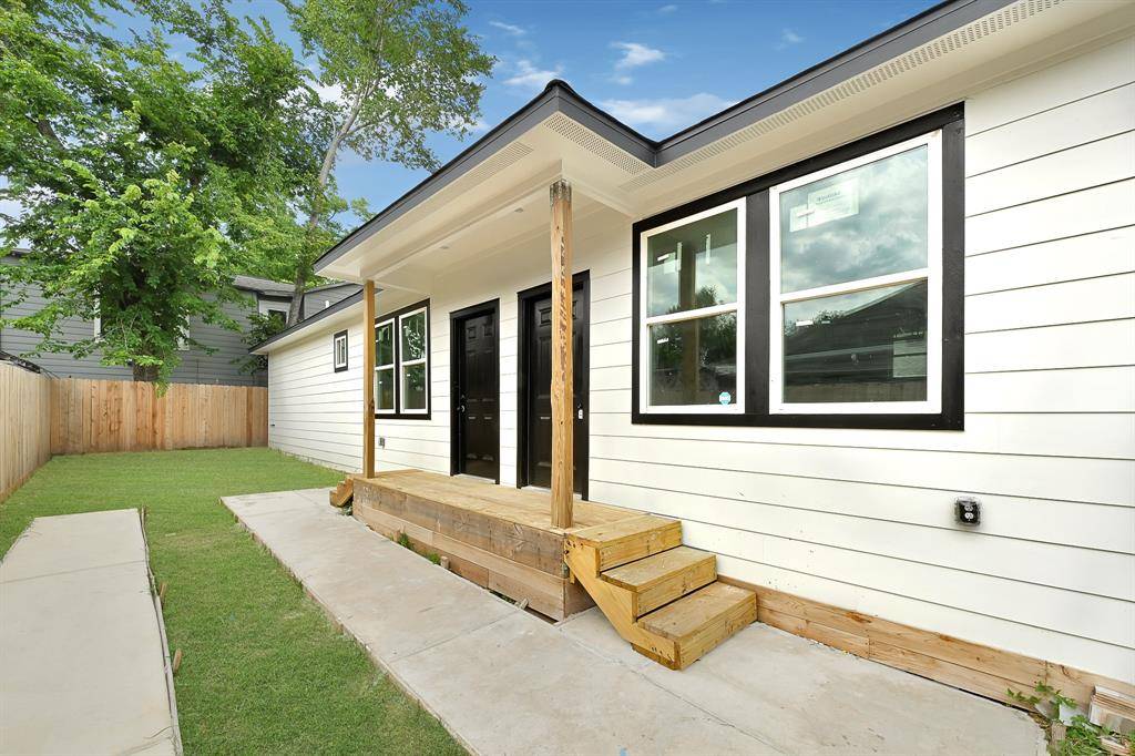 Houston, TX 77012,7939 Goode ST