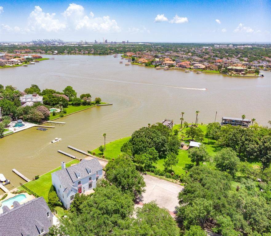 Seabrook, TX 77586,1102 Larkspur LN