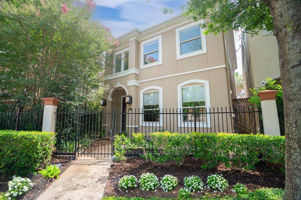 Houston, TX 77056,5512 Val Verde ST