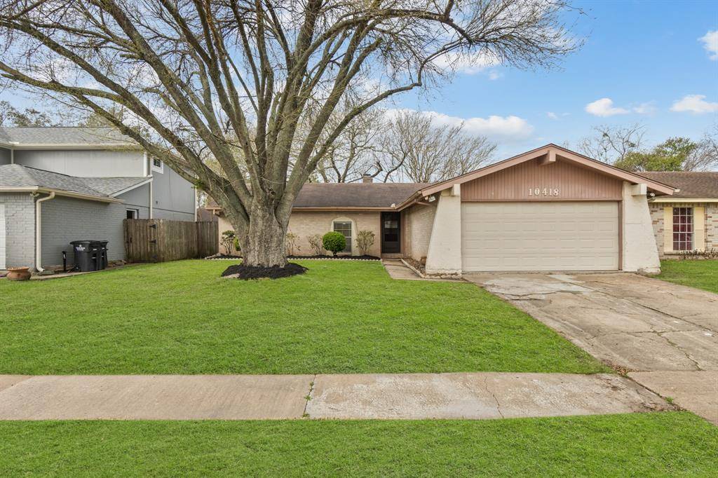 Sugar Land, TX 77498,10418 Gulfstream LN