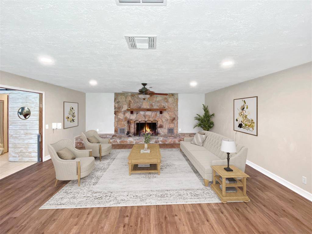 Winnie, TX 77665,106 North Lake DR