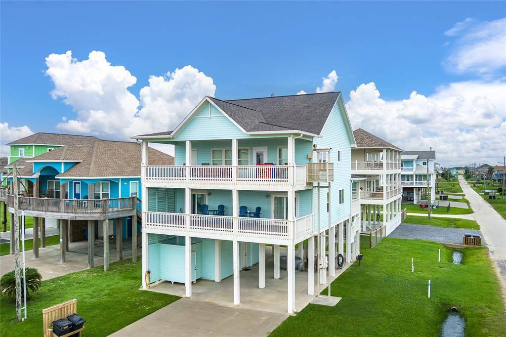 Crystal Beach, TX 77650,819 Eastview