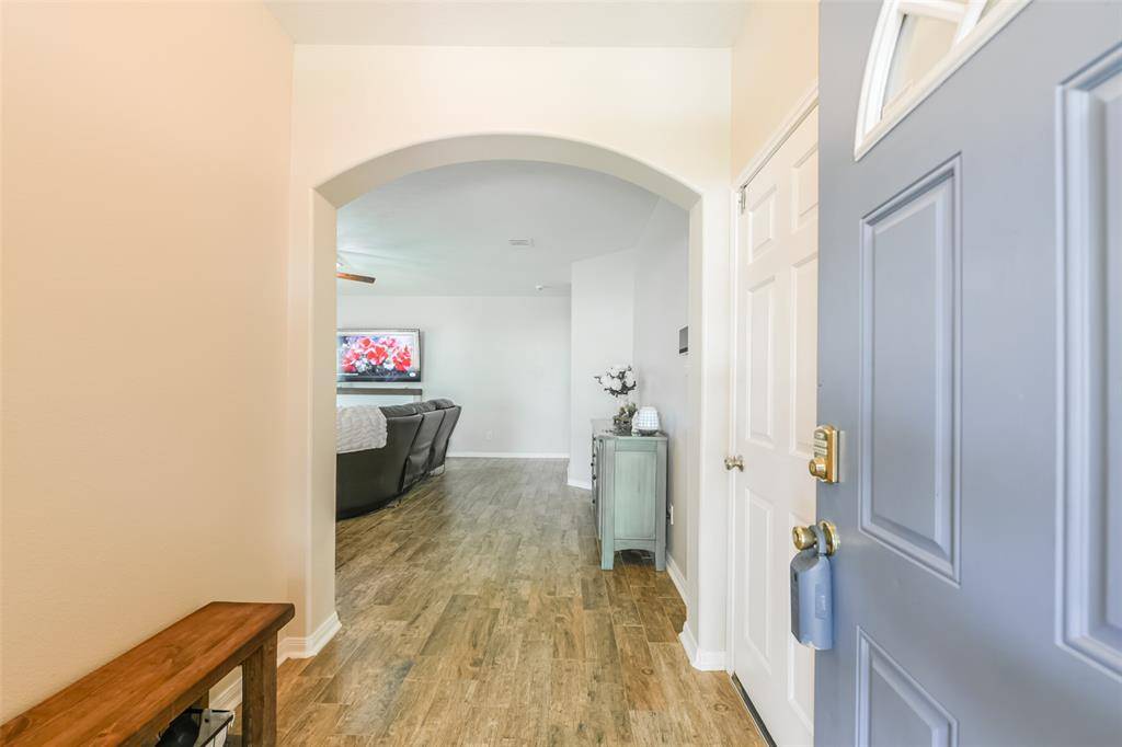 La Porte, TX 77571,1323 Mission DR