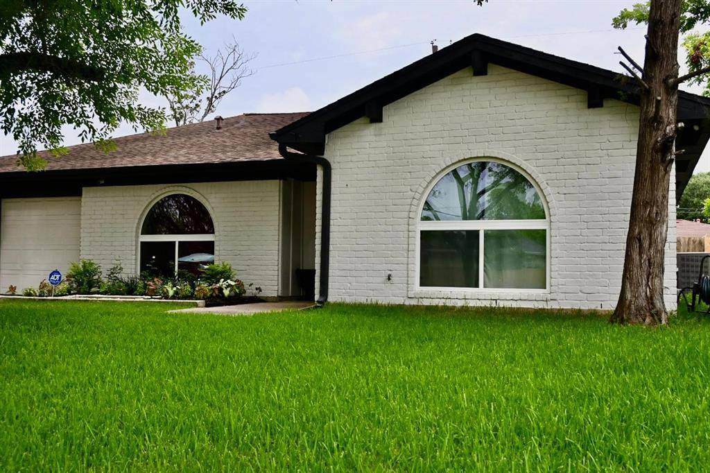Houston, TX 77071,11827 Mclain BLVD