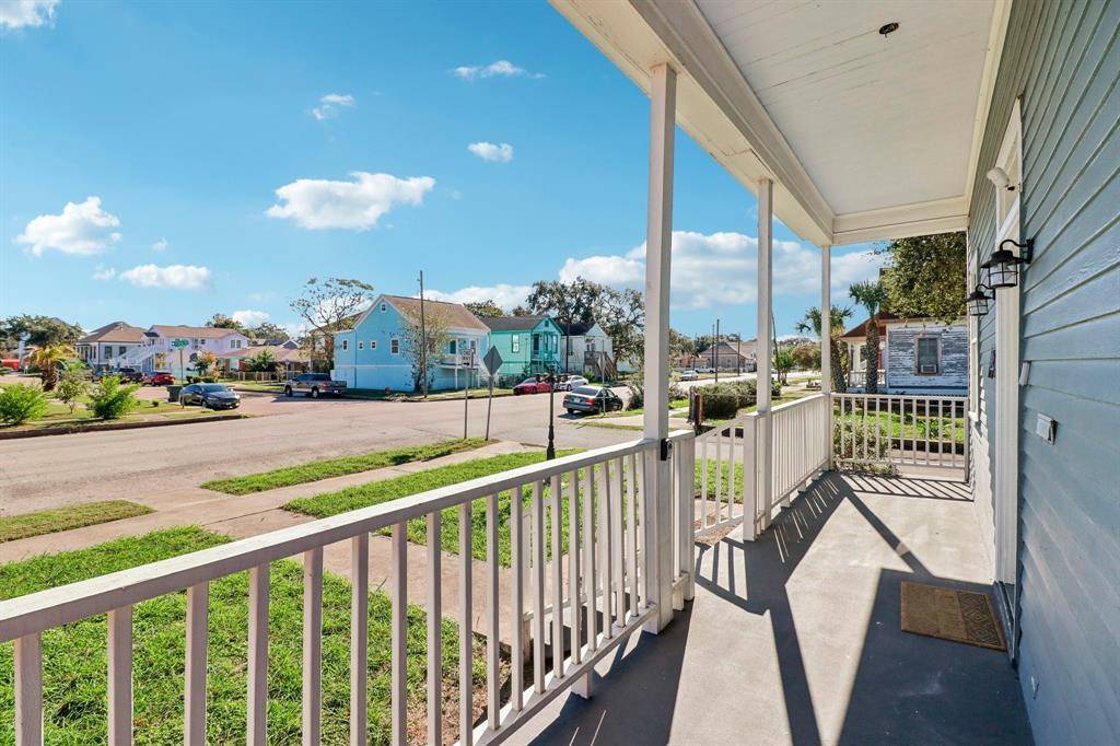 Galveston, TX 77550,1327 33rd ST