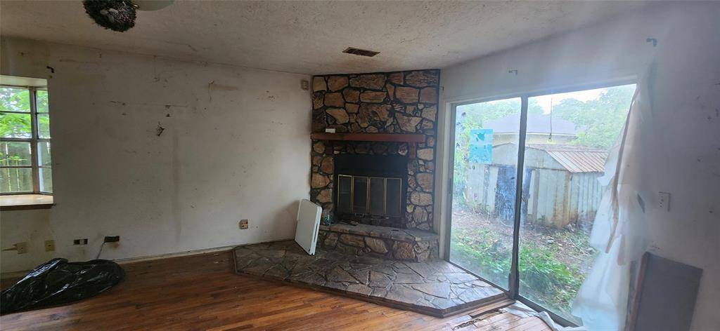 La Marque, TX 77568,903 Azalea CTS