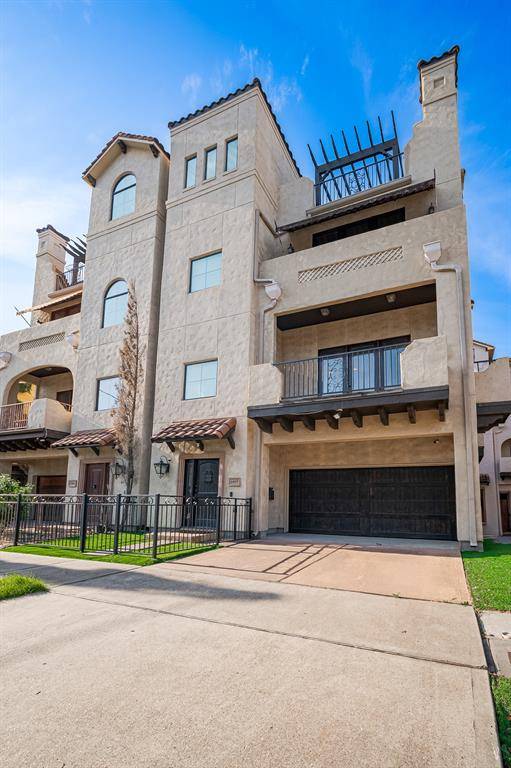 Houston, TX 77007,5405 Feagan ST