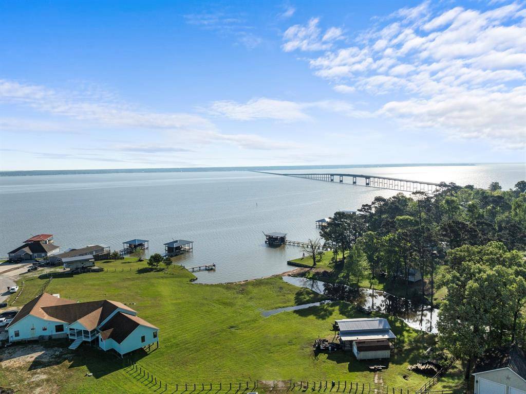 Point Blank, TX 77364,500 Lagoon DR