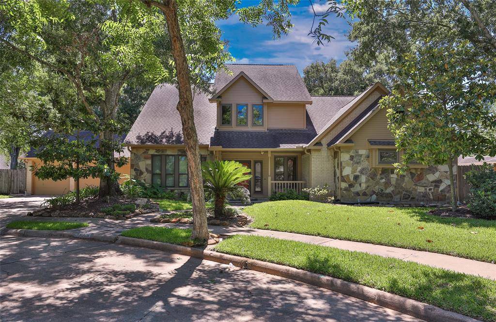 Sugar Land, TX 77498,1005 Oak Knoll CT