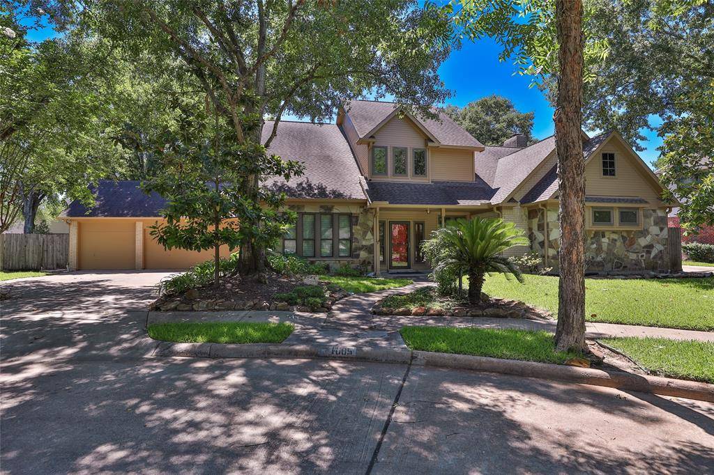 Sugar Land, TX 77498,1005 Oak Knoll CT