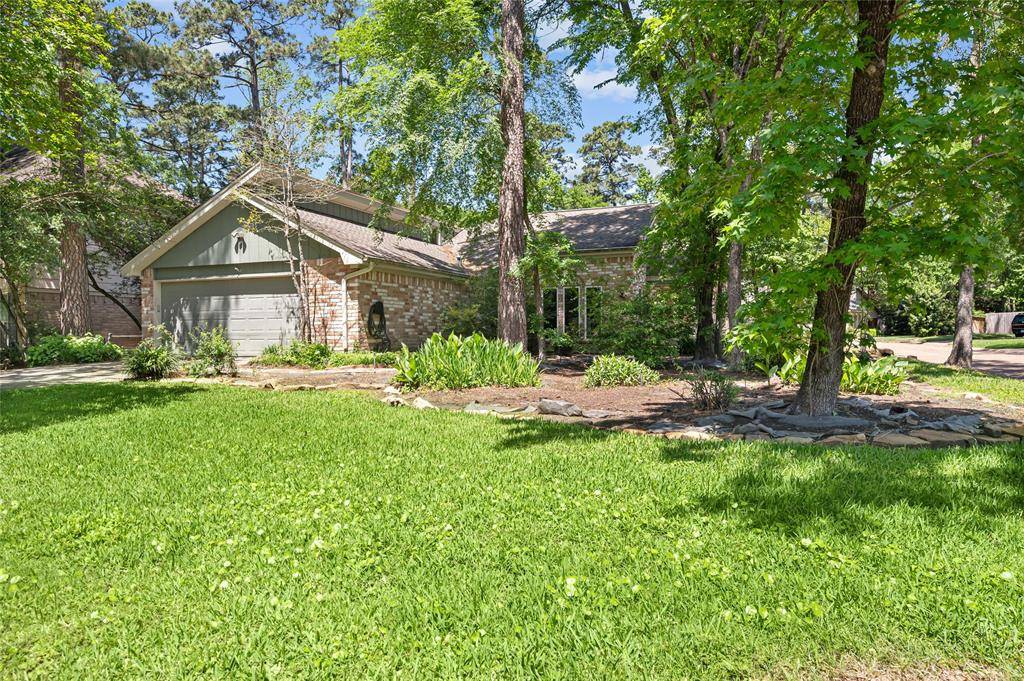 The Woodlands, TX 77380,1 Green Blade LN