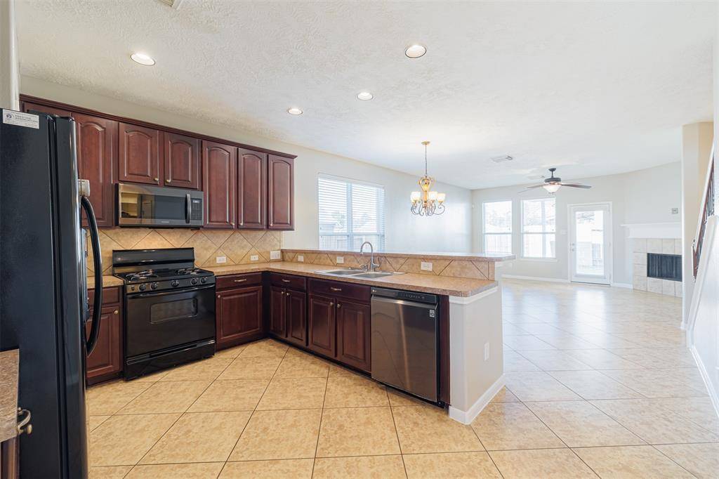 Tomball, TX 77375,8322 Encinitas Cove DR