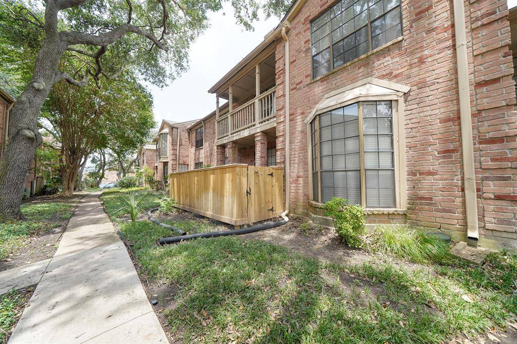 Houston, TX 77030,2255 Braeswood Park DR #334