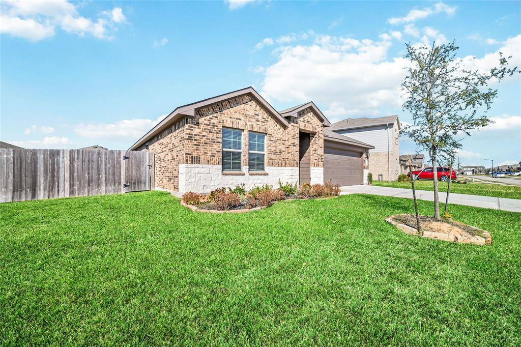 New Caney, TX 77357,15392 Central Crescent Dr DR