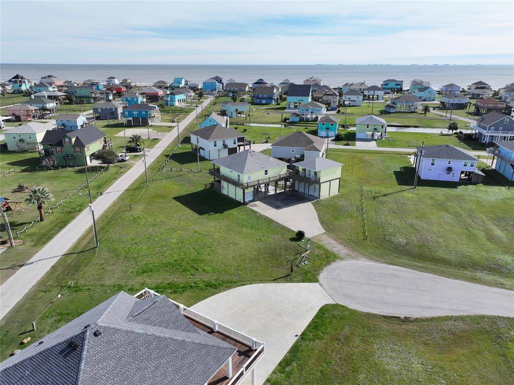 Crystal Beach, TX 77650,2426 Sand Bar LN