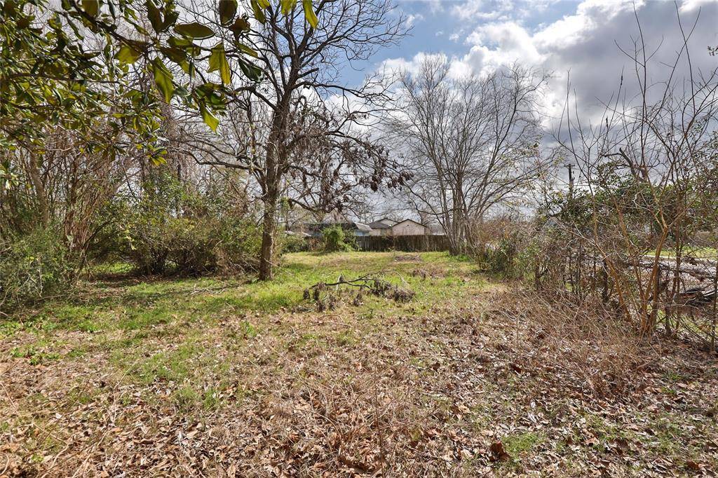 Houston, TX 77076,202 Burbank ST