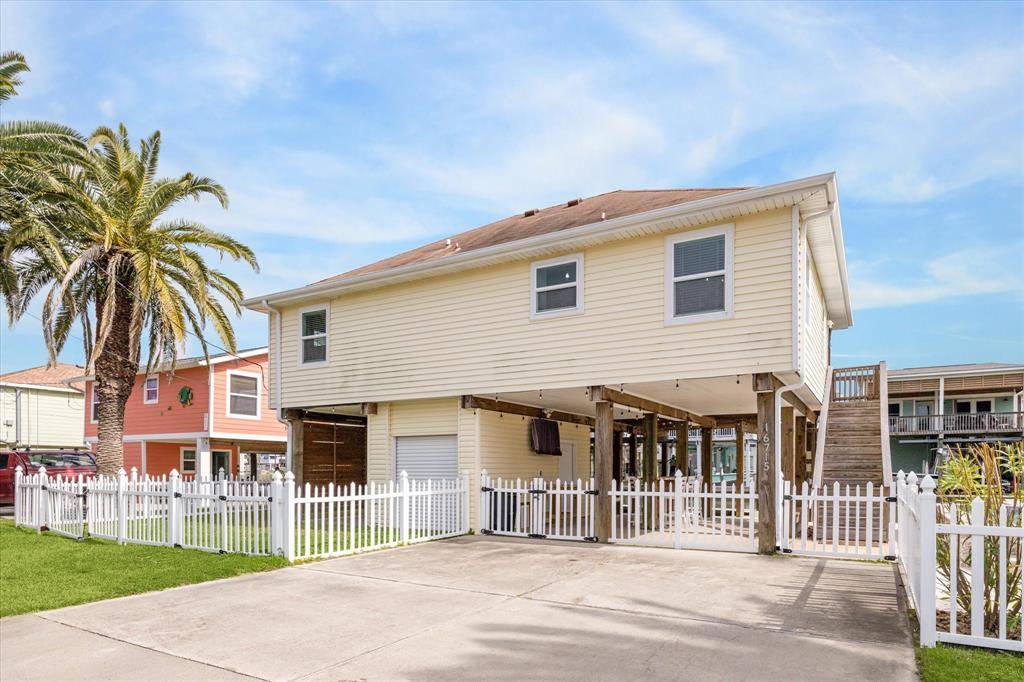 Jamaica Beach, TX 77554,16715 Montego WAY