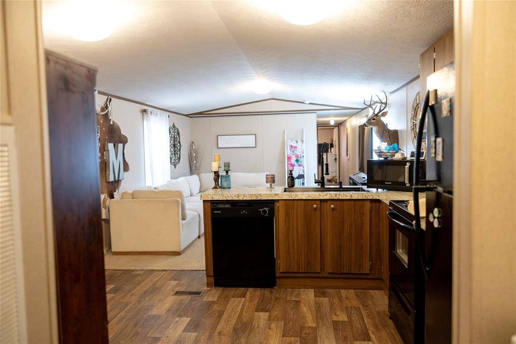 Point Blank, TX 77364,145 Martineque LN