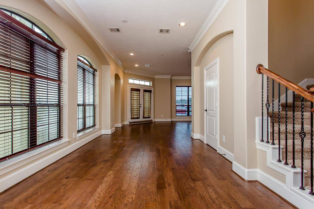 Houston, TX 77008,1106 Hempstead Villa LN