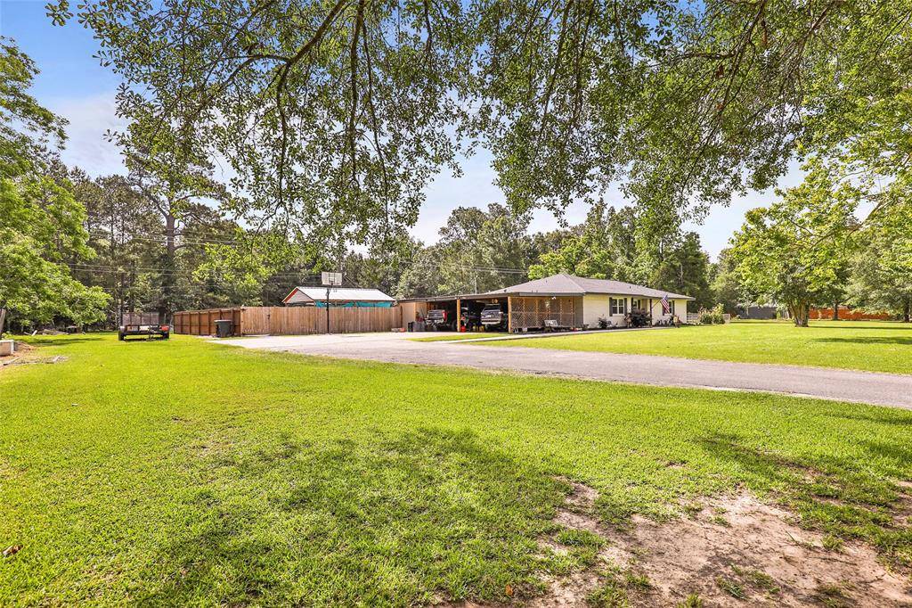 Daisetta, TX 77533,607 Bobcat LN