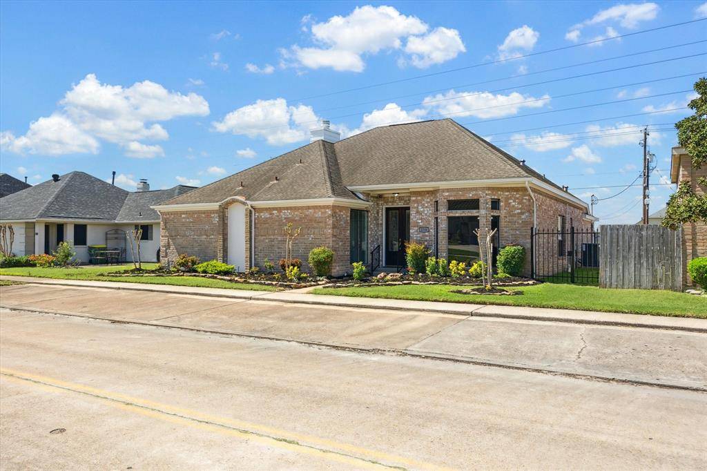 Pearland, TX 77581,2708 Country Club DR