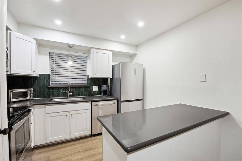 Houston, TX 77027,4040 San Felipe ST #102