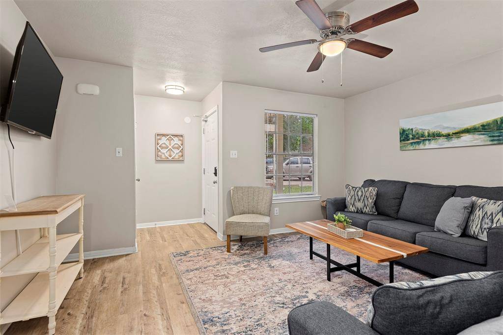 College Station, TX 77840,1204 / 1206 Vinyard CT