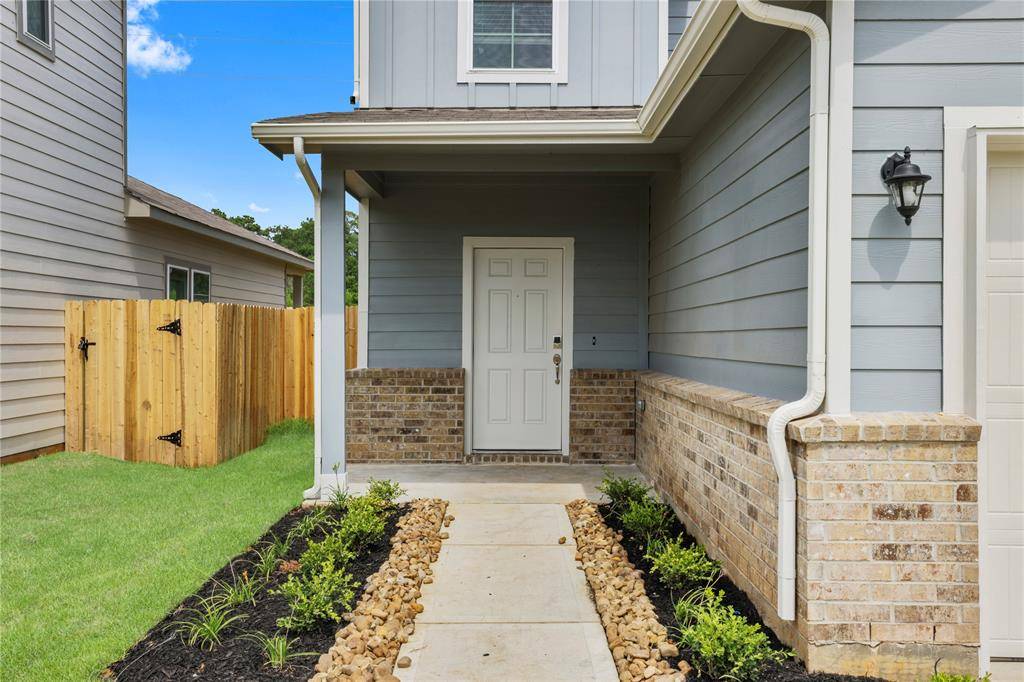 Tomball, TX 77375,25926 Emory Hollow Dr