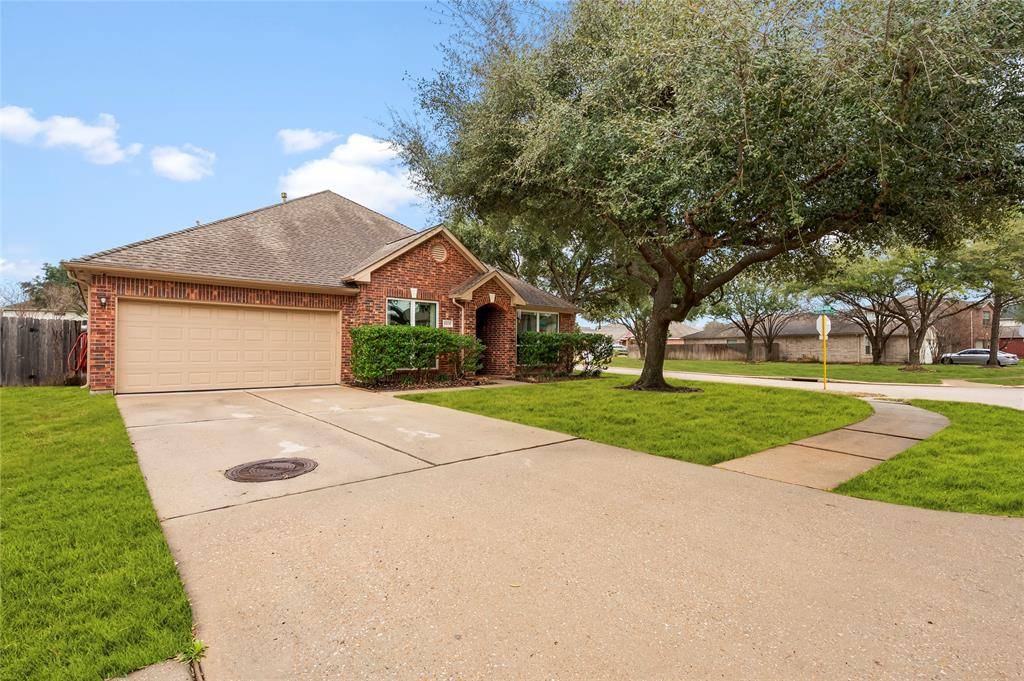 Tomball, TX 77375,19235 Royal Isle DR