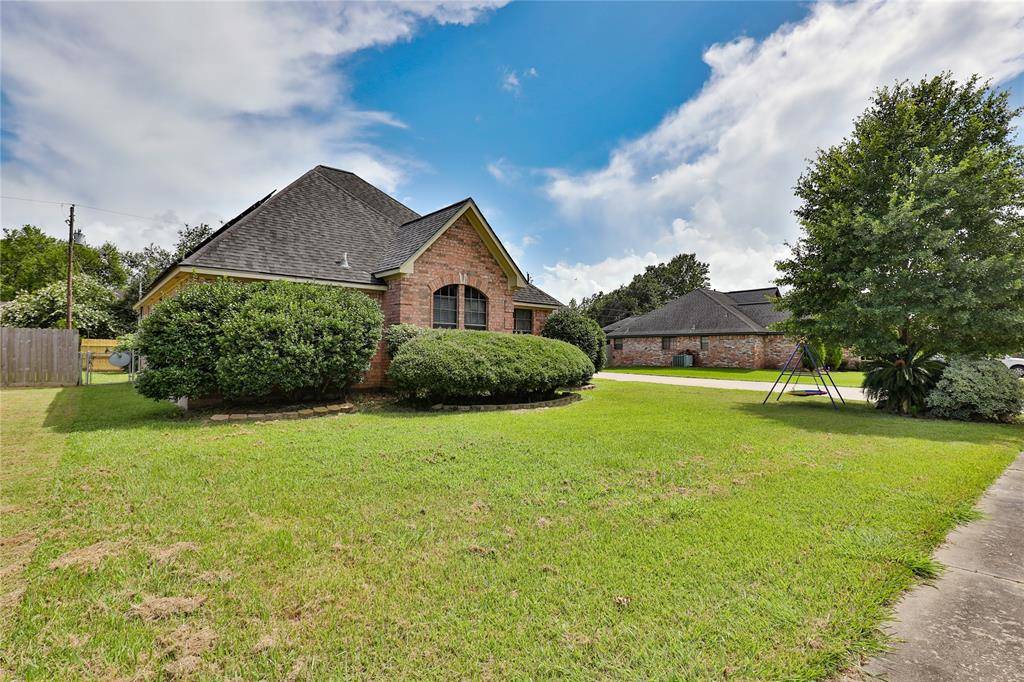 Angleton, TX 77515,820 Manor DR