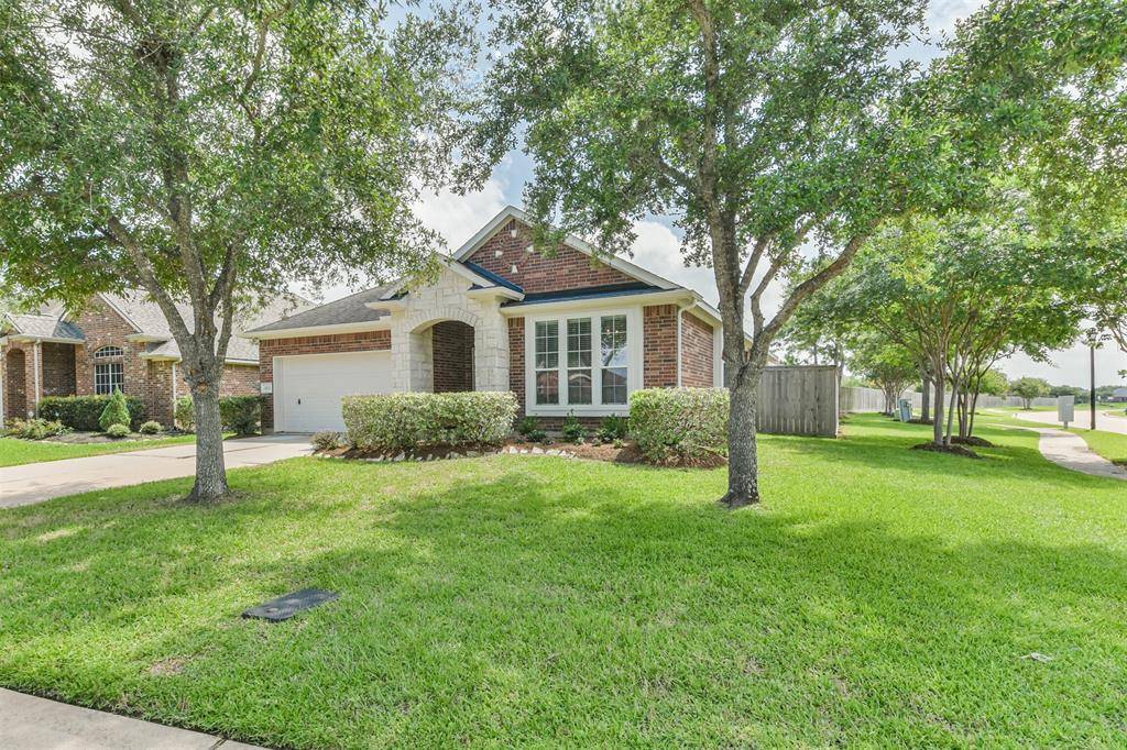 Pearland, TX 77581,2002 Foxglove Oaks CT