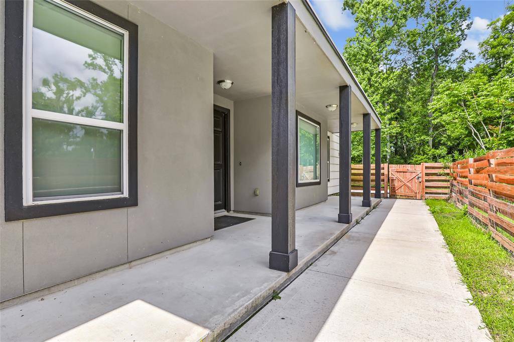 Huffman, TX 77336,538 Magnolia Point DR