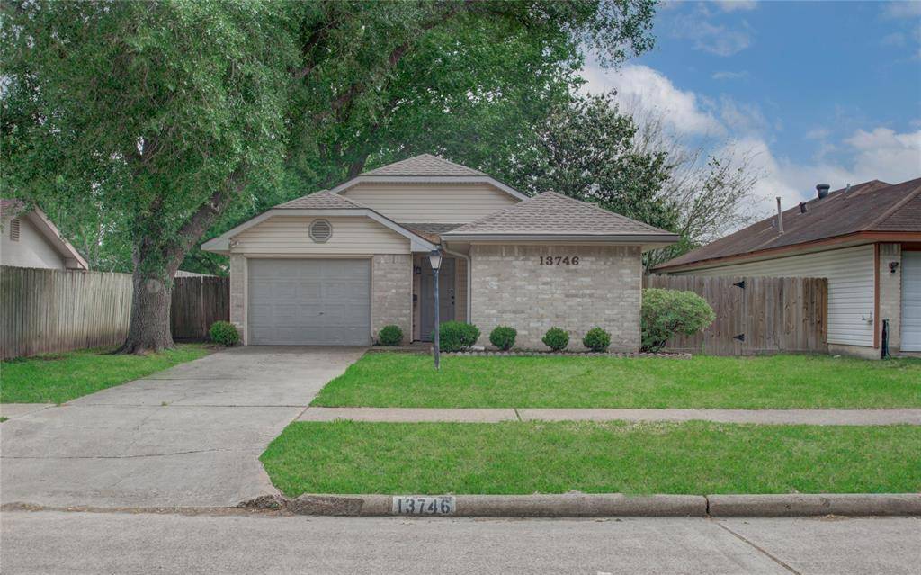 Houston, TX 77014,13746 Vickston Ln LN