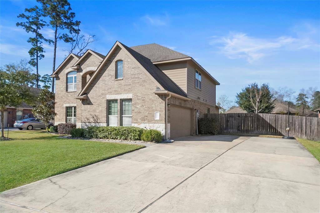 Conroe, TX 77302,637 Spring Forest DR