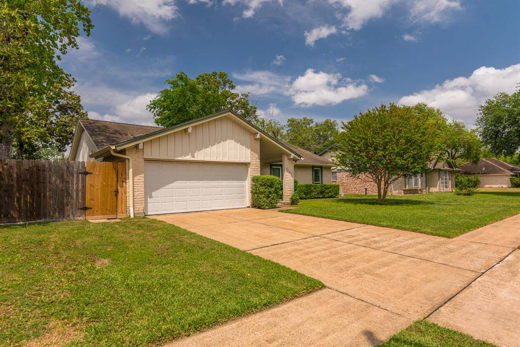 Houston, TX 77031,9406 Benning DR