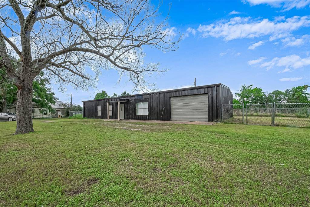 Wharton, TX 77488,8017 Colorado ST