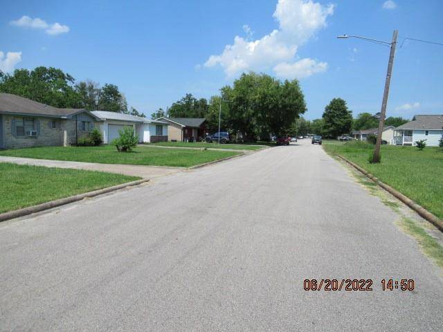 Hitchcock, TX 77563,813 Temple CIR