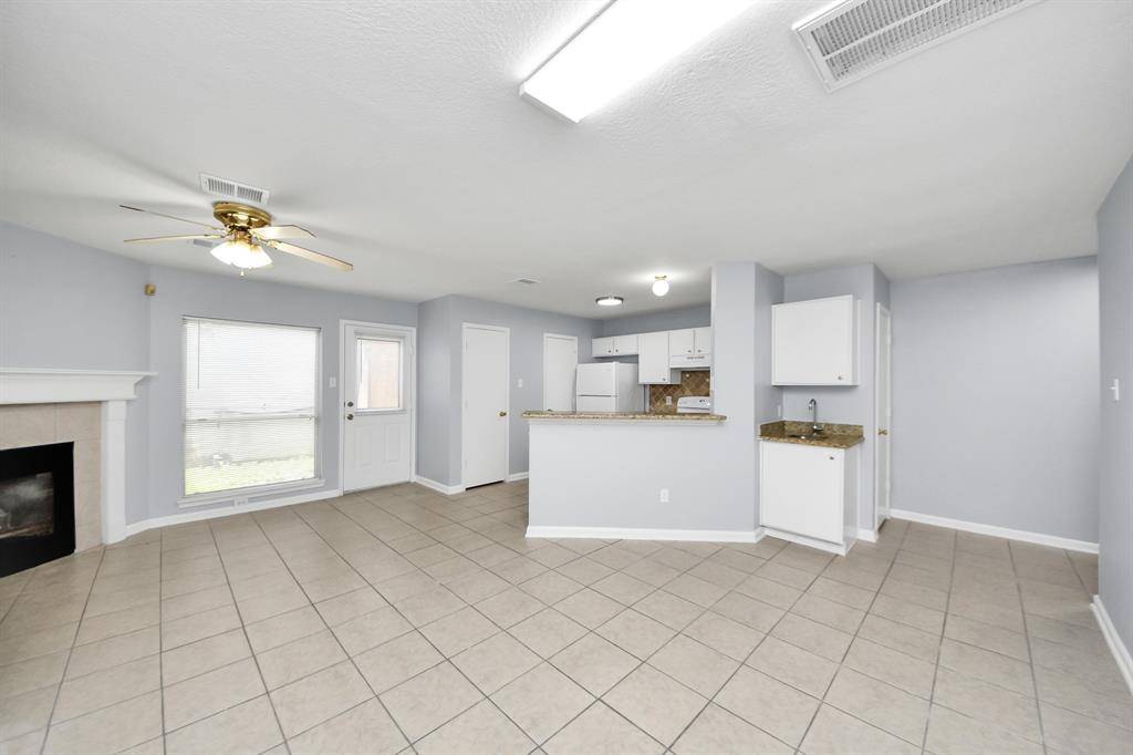 Houston, TX 77043,10405 Shadow Oaks DR #2A