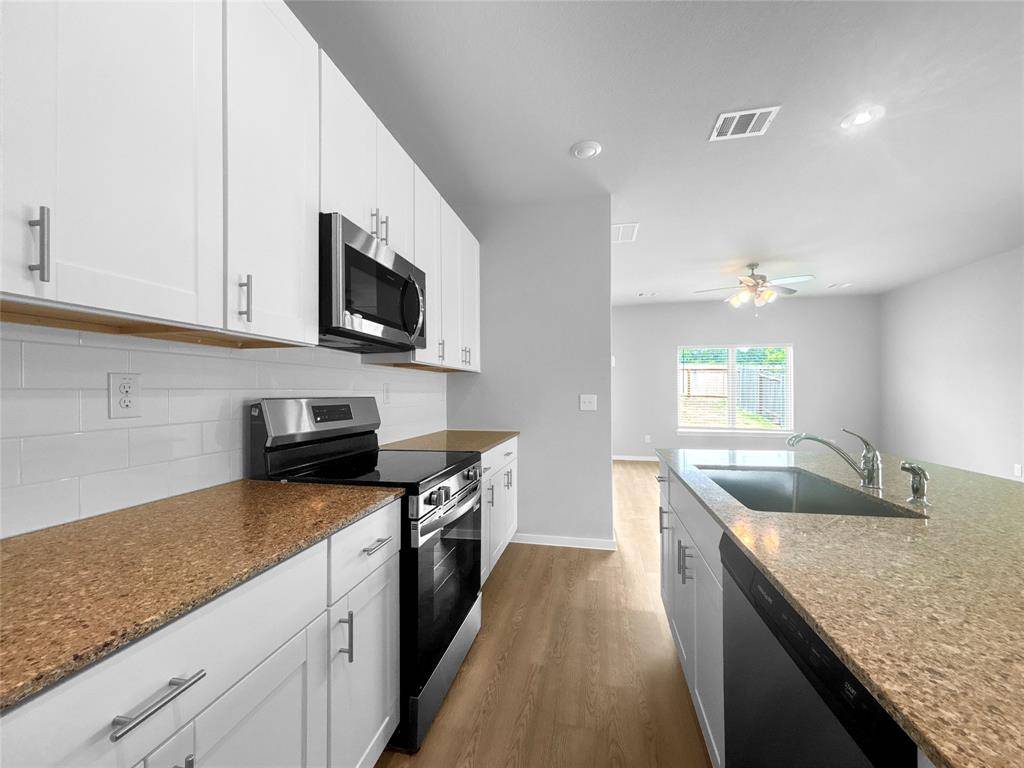 Conroe, TX 77316,632 Levine CT