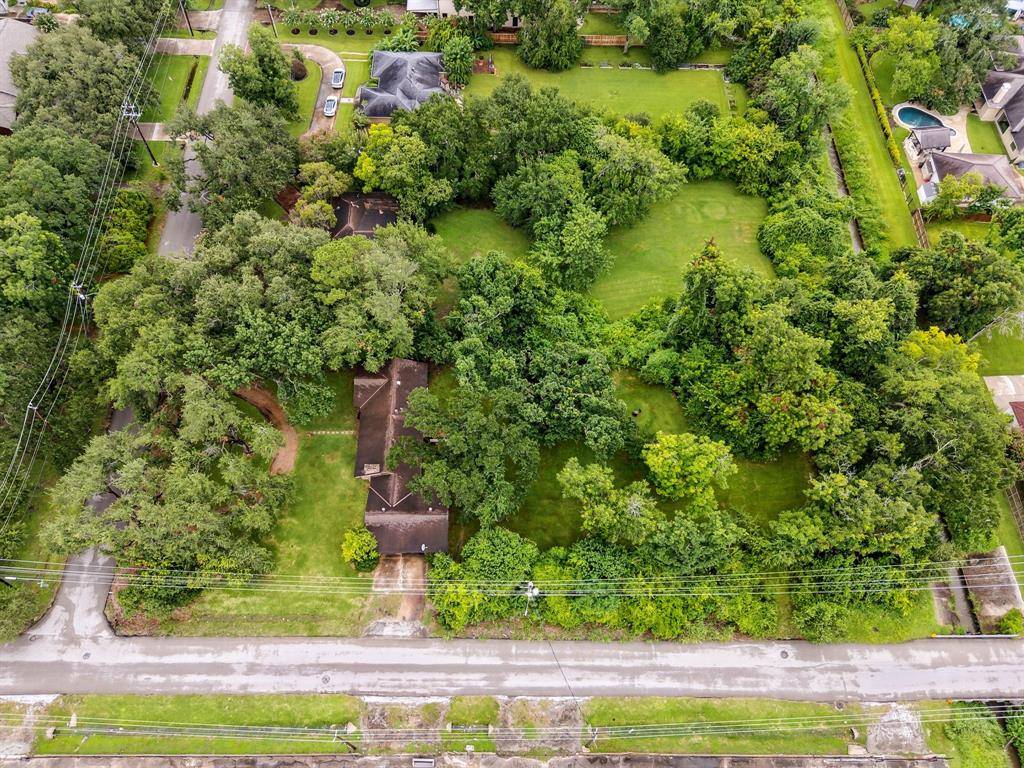 Houston, TX 77055,9257 Elizabeth RD