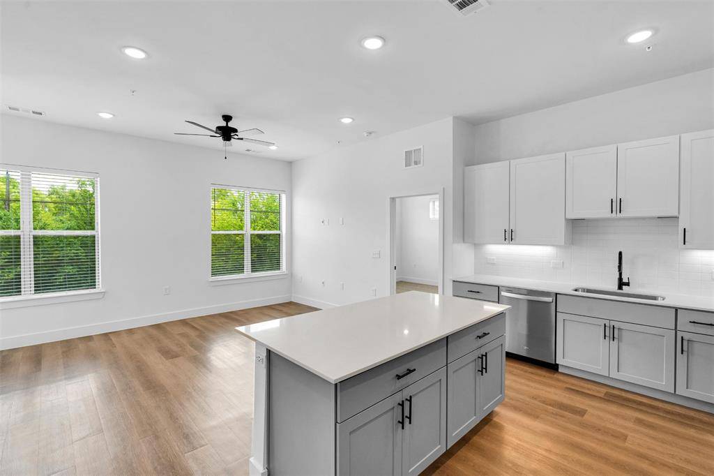 Little Elm, TX 75068,1510A Crossbar DR