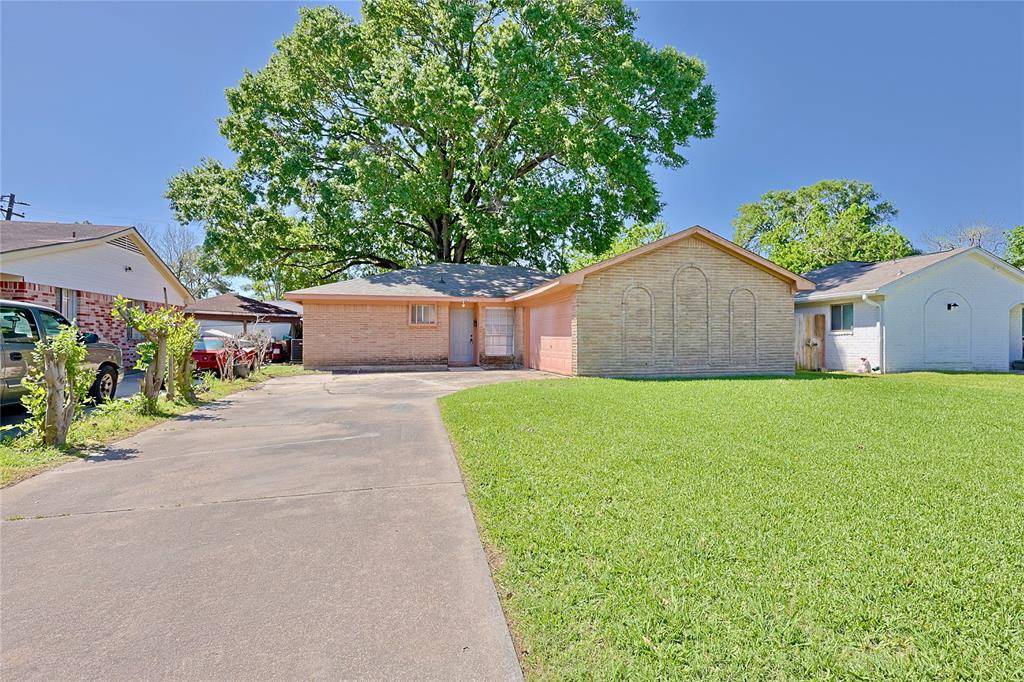 Houston, TX 77072,11619 Rowan LN